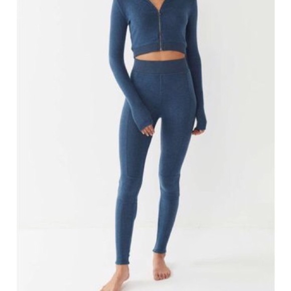 UO Sydney Seamed High Rise Leggings - Picture 2 of 7